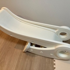 室内用滑り台の画像