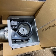 ダクト換気扇　スイッチ付き