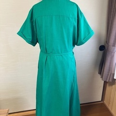 新品未着用 シャツワンピース 無地  タグ付の画像