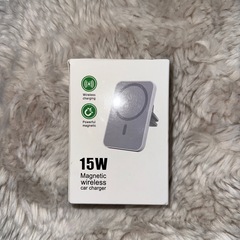 無料⭐︎
車用マグネット充電器