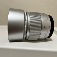 パナソニック(Panasonic) 単焦点レンズ マイクロフォーサーズ用 ルミックス G 25mm/ F1.7 ASPH. シルバー H-H025-Sの画像
