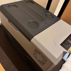 Amazon.co.jp: 「SUNPIE」車載冷蔵庫 30L 着脱式バッテリー内蔵
