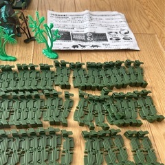 DIYDINOSAURTRACK恐竜のおもちゃ☆ダイナソートラック★コース車フィギュアの画像