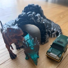 DIYDINOSAURTRACK恐竜のおもちゃ☆ダイナソートラック★コース車フィギュアの画像