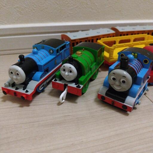 機関車トーマスプラレール＆ミニトーマスセット (mamico) 武蔵関