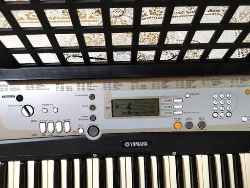 YAMAHA PSR-E203 ヤマハ電子キーボード - メルカリ