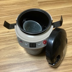 炊飯器の画像