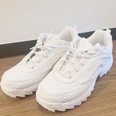FILA 白スニーカー 28サイズ