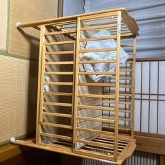 ベビーベッドの画像