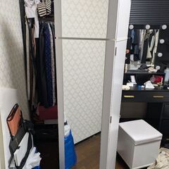 ドレッサー 無料で譲ります