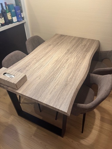 定価44999円　ダイニング　　イス2つつけます。