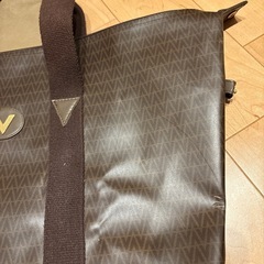 ヴァレンティノ　トートバック　大きめ　旅行バック　ギャランティカード付　の画像