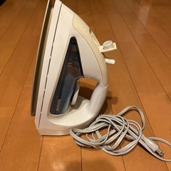 中古品　National スチームアイロン　