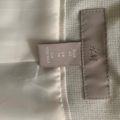 H&M レディーススーツの画像