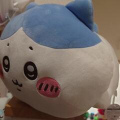 ちいかわ　ハチワレ　もっちるねそべり