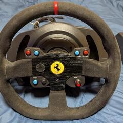 Thrustmaster スラストマスター T300 Ferrari Integral Racing Wheel Alcantara Edition 

の画像