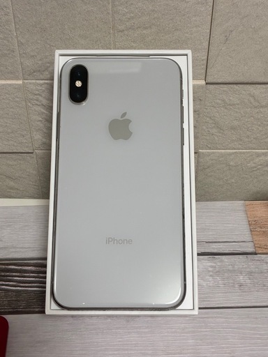 Apple iPhone X SIMフリー 64GB バッテリー82% 動作良好! (そら Apple iPhone X SIMフリー 64GB バッテリー82% 動作良好! (そら