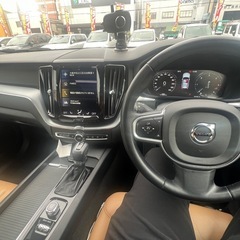 XC60 D4 車検R7.8 ディーゼル　レザーpkg パノラマサンルーフの画像