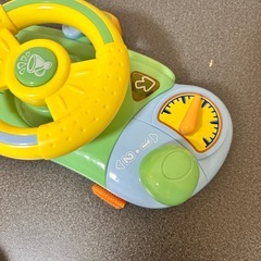 ベビーカーのハンドルにつけるおもちゃの画像