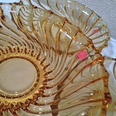 未使用ノリタケ クリスタル 琥珀色ガラスプレート５個セット琥珀色の憎い奴の画像