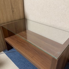 テーブル