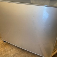 売りつくしセール🙆自動製氷あり⭕️TOSHIBAの３ドア冷蔵庫の画像
