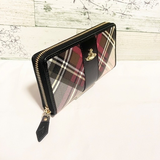 【新品未使用】ヴィヴィアンウエストウッド　長財布
