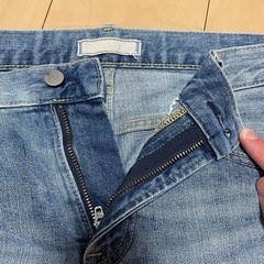 ［ユニクロ】スリムフィットジーンズ　30インチ（76cm）の画像