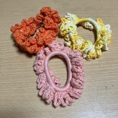 ハンドメイド　シュシュ　まとめ売りの画像