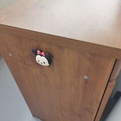 小さめのキャビネットの画像