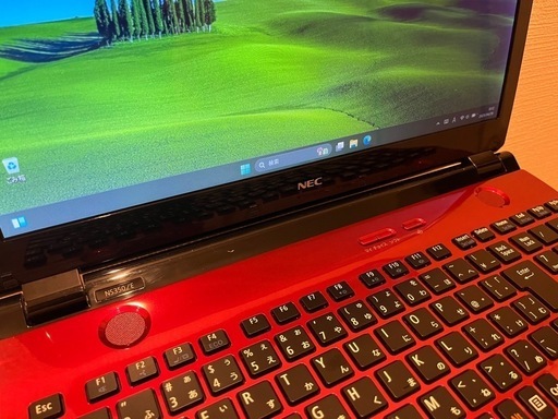 お洒落なマッドレッド❤i3✨高速SSD✨メモリ贅沢12GB✨ノート