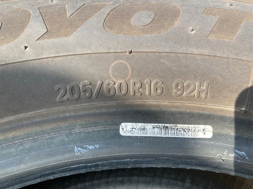 TOYO TIRES 205/60R16 23年製　夏タイヤ