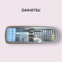 ダイハツ純正部品 レンズ. フロント ターン シグナル ランプ....