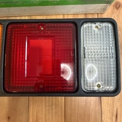 ドーワ テールランプ 24V 右用 DS-0382 三菱ふそう FE100の画像
