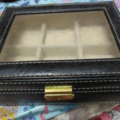 時計入れの画像