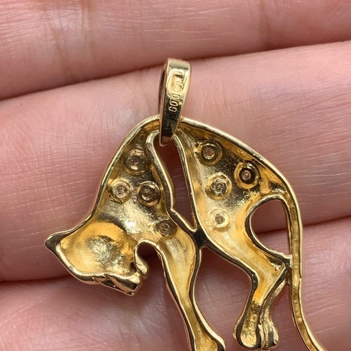 K18 パンサー　ペンダント　ダイヤ　トップ　6.2g 0.09ct