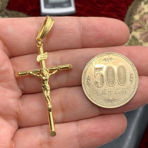 K18 キリスト　クロスペンダント　2.7g