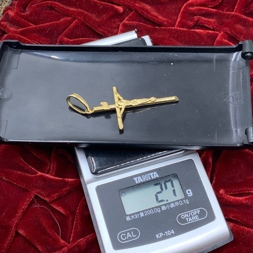 K18 キリスト　クロスペンダント　2.7g