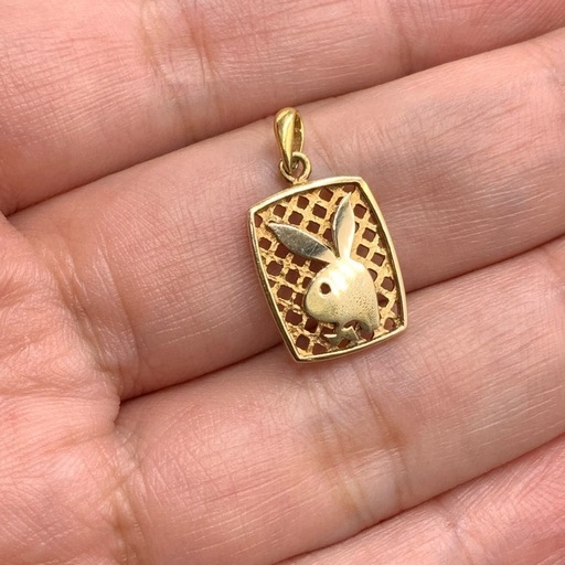 K18 プレイボーイモチーフ　ペンダント　1.6g