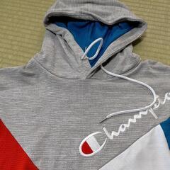 Champion　パーカー　サイズMの画像