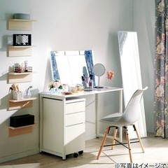 NITORIのスタンドミラーの画像
