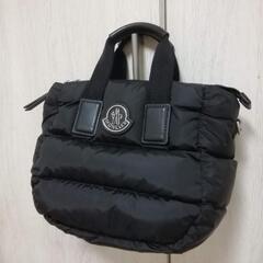 美品15万。MONCLER　モンクレール　CARADOC MIN...