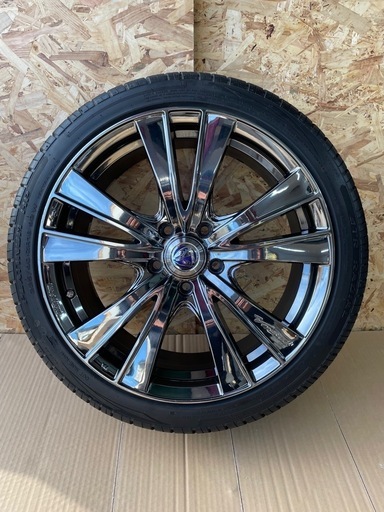 美品 RAYS レイズ VERSUS 
ヴェルサス 114.3 18inch