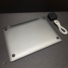 MacBook Pro 2024'macOS windows11 officeの画像