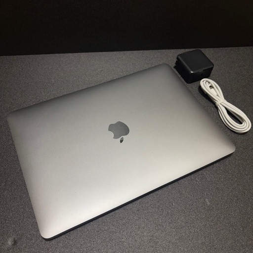 MacBook Pro 2024'macOS windows11 office