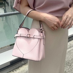 mystywomanのハートモチーフベルトバッグです☺️の画像