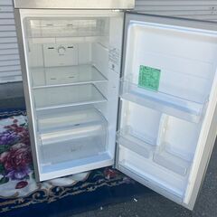 美品☆227L☆ノンフロン冷凍冷蔵庫☆ハイセンス☆2ドア☆2021年