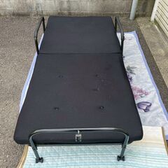 折りたたみベッド★シングルの画像
