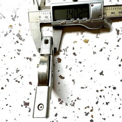 未使用 ミツビシ 18-8ステンレス 戸車 42mm 袖 13mm 角レール用 6個 引き戸 建具 玄関 扉 (2個マルハ 35mm付) 全8個セットの画像