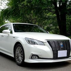 即乗りＯＫ 29年式 クラウンハイブリッド 後期 ロイヤルサルーンG トヨタセーフティセンス 衝突軽減ブレーキ レーダークルーズ ナビ フルセグTV Bluetooth バックモニター 本革シート シートヒーター シートクーラー LED ETCの画像